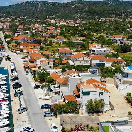 Villa Adastra Vinišće Exterior foto